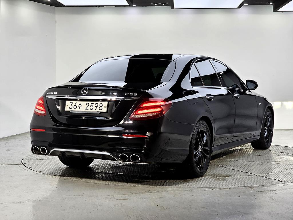Mercedes Benz E class - Vista 6