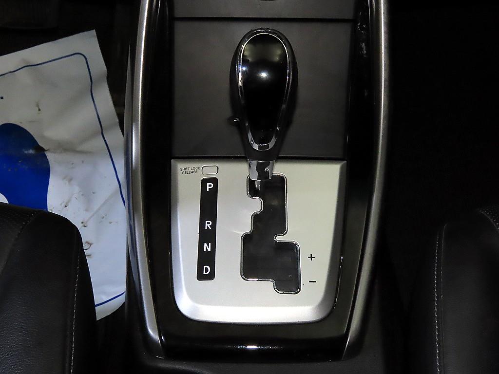 HYUNDAI Avante 2012 Blanco - Importación desde Corea - HF Imports Iquique - Foto 14