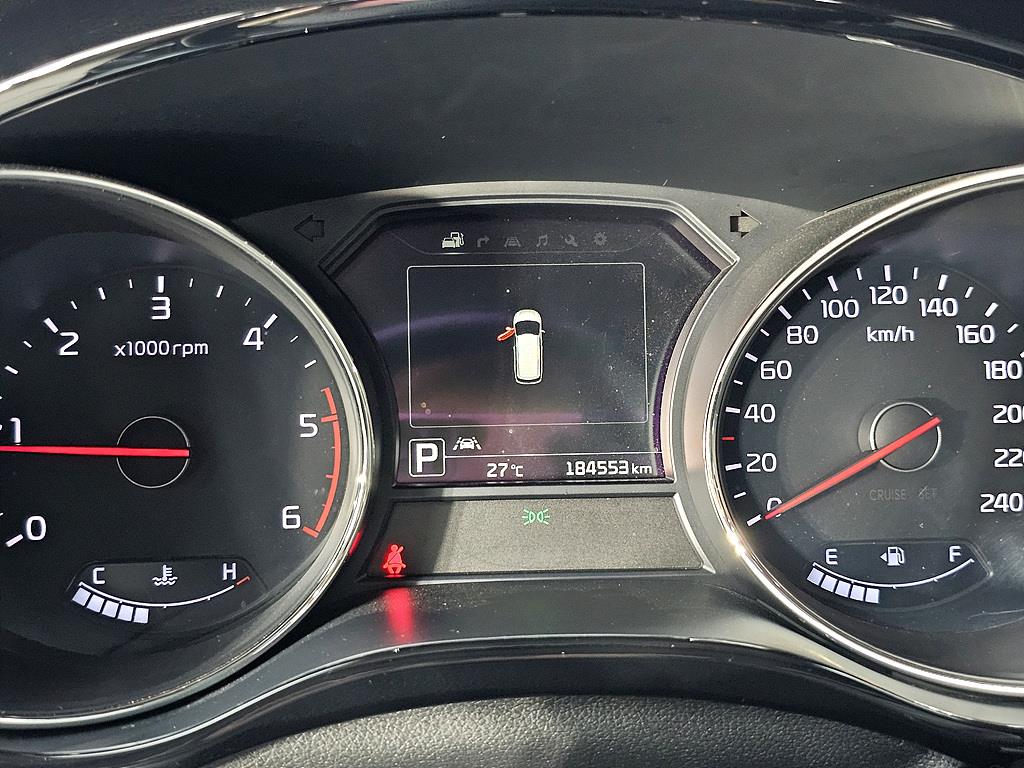 KIA Carnival - Vista 9