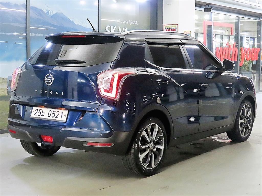 Ssangyong Tivoli - Vista 6
