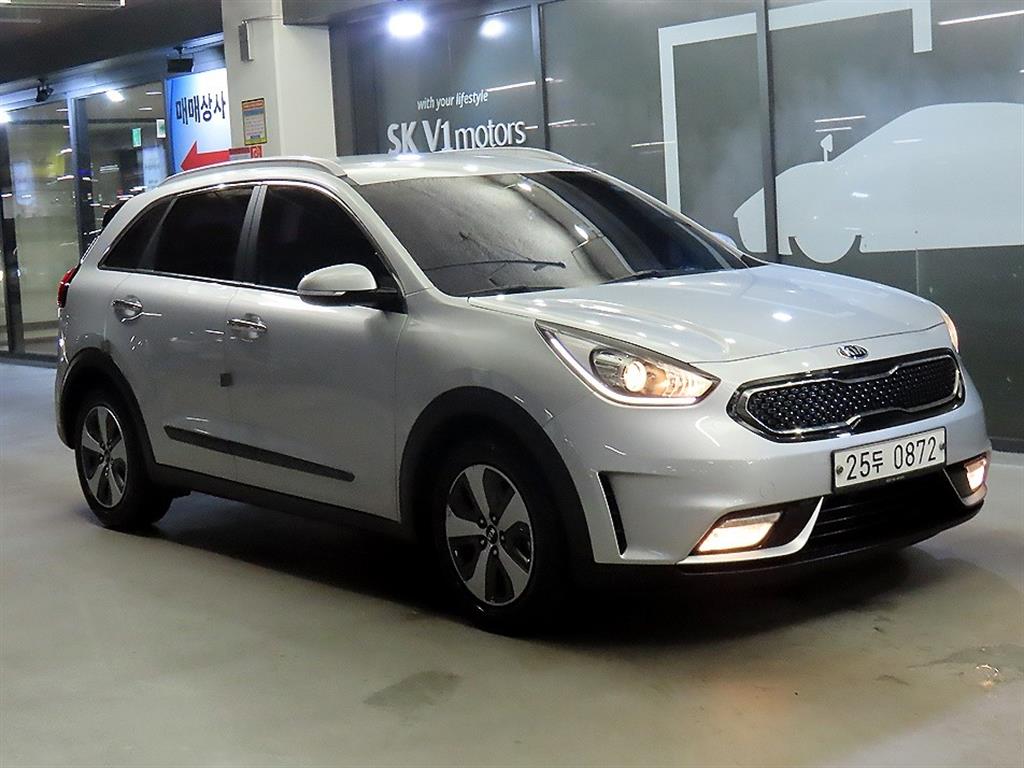 KIA Niro 2016 Plateado - Importación desde Corea - HF Imports Iquique - Foto 1