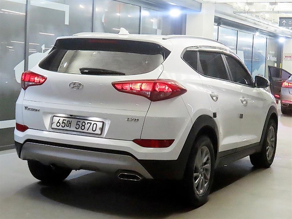 HYUNDAI Tucson - Vista 6