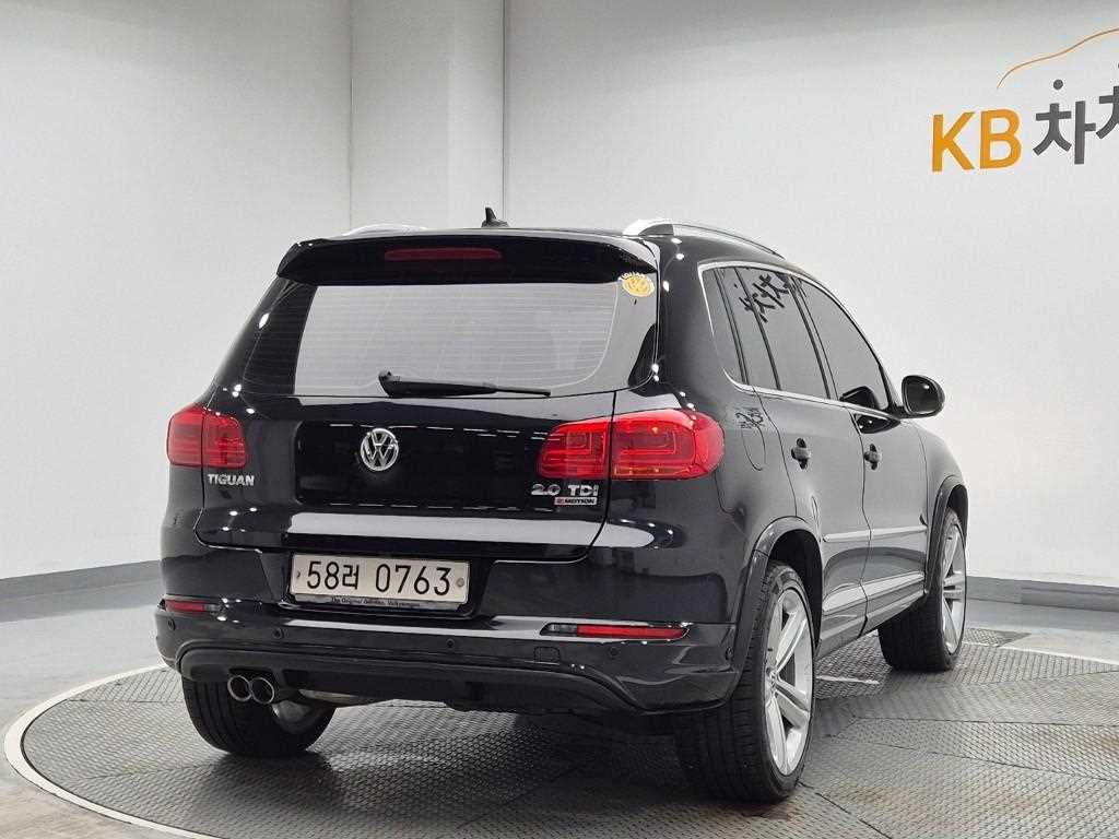 Volkswagen Tiguan - Vista 3