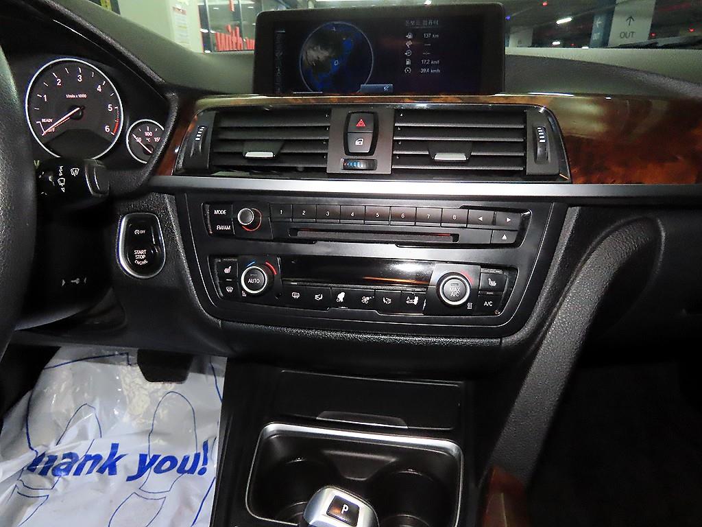 BMW 3 series 2013 Negro - Importación desde Corea - HF Imports Iquique - Foto 13