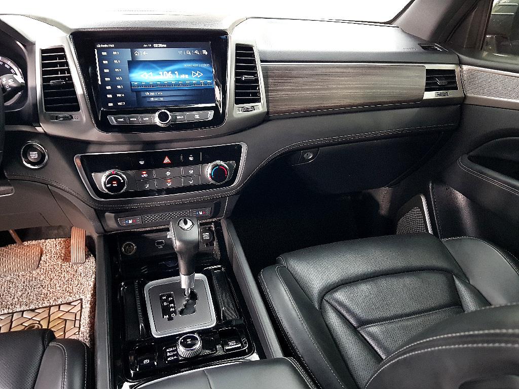 Ssangyong Rexton - Vista 12