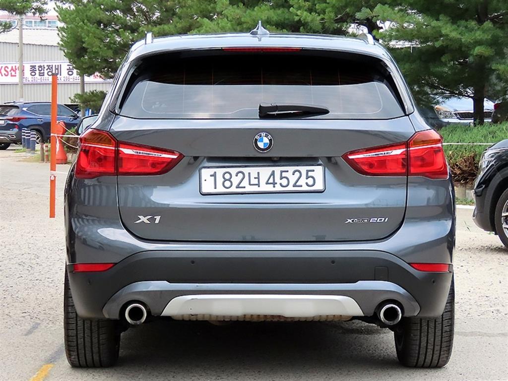 BMW X1 - Vista 6