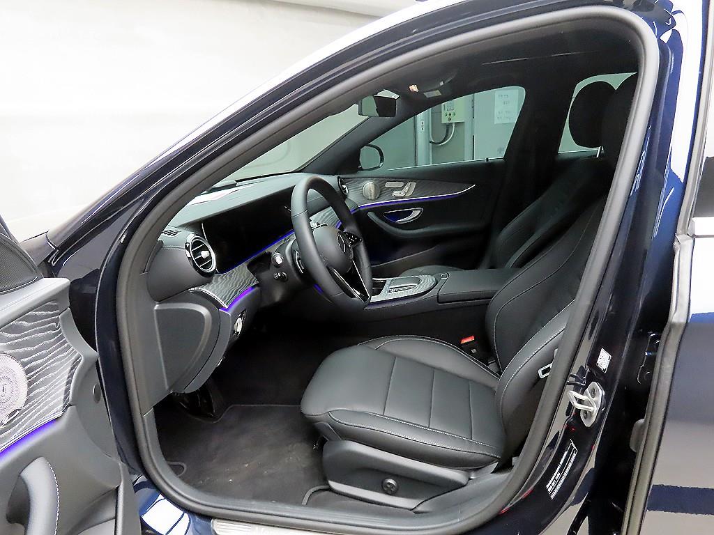 Mercedes Benz E class - Vista 7