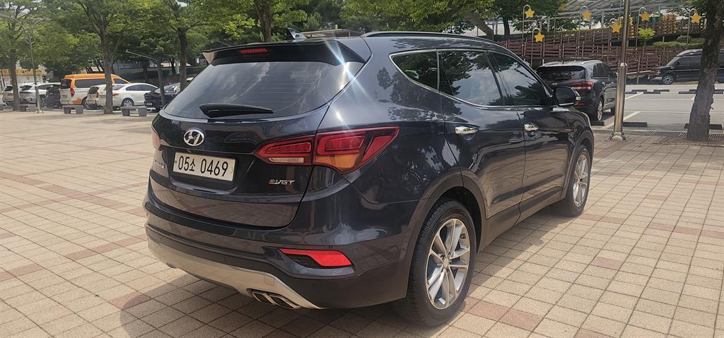 HYUNDAI Santa Fe - Vista 2