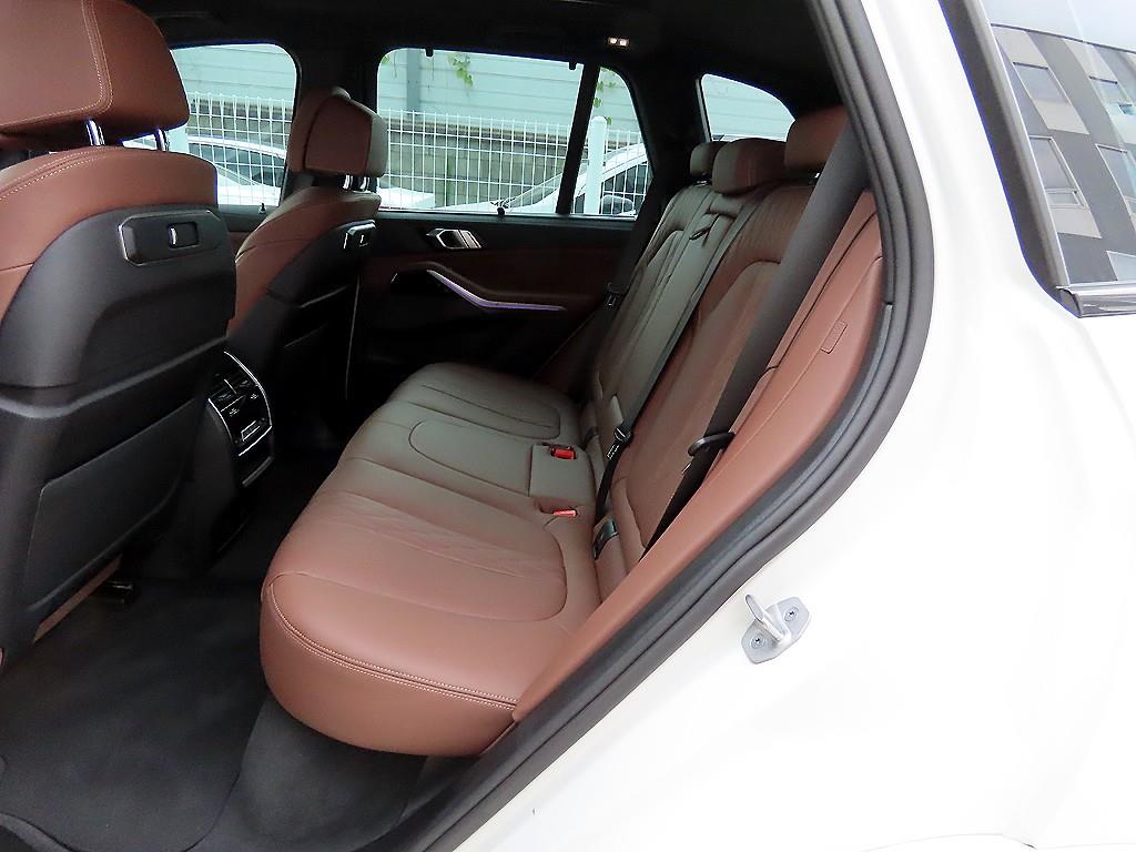 BMW X5 - Vista 8