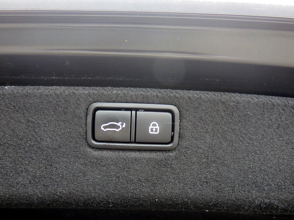 Genesis G80 - Vista 7