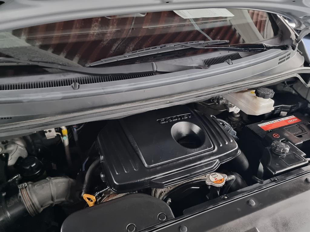 HYUNDAI Starex 2014 Gris - Importación desde Corea - HF Imports Iquique - Foto 20
