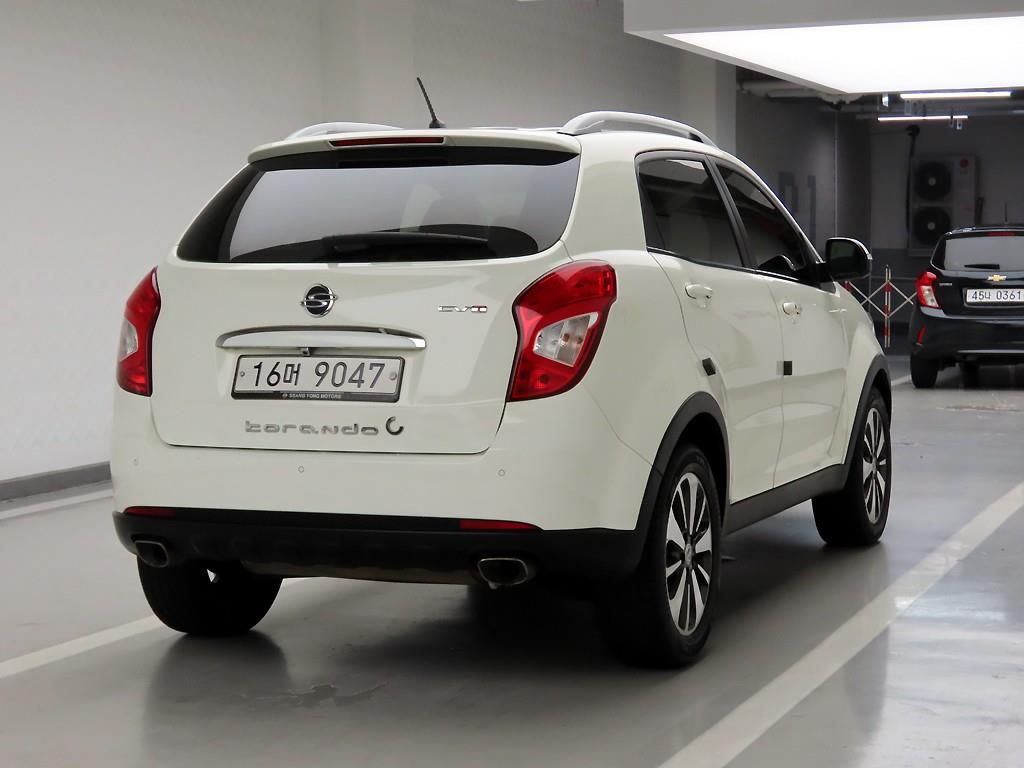 Ssangyong Korando - Vista 6