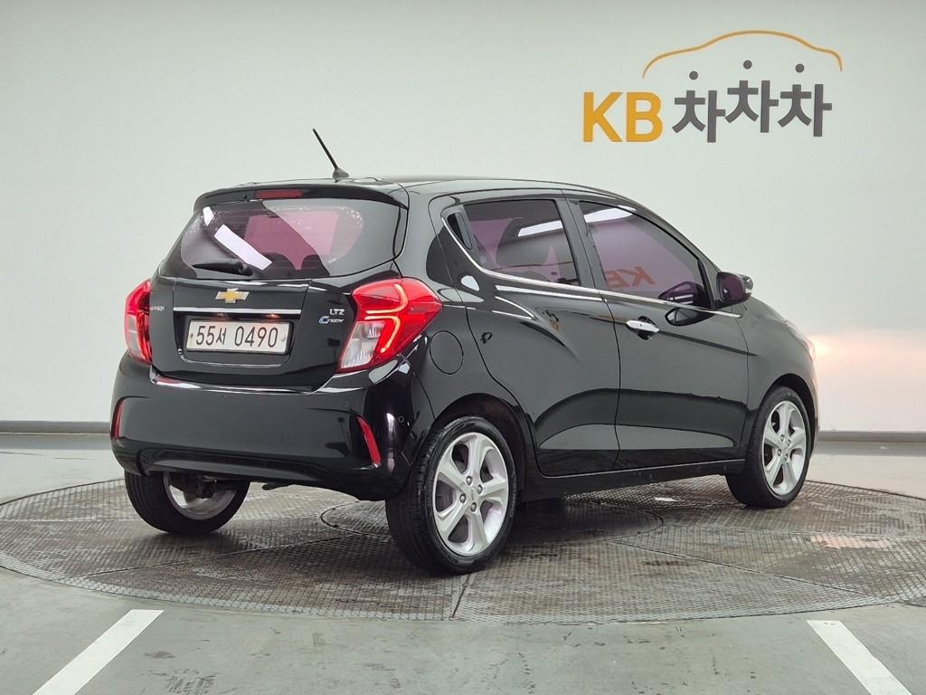Chevrolet Spark - Vista 6