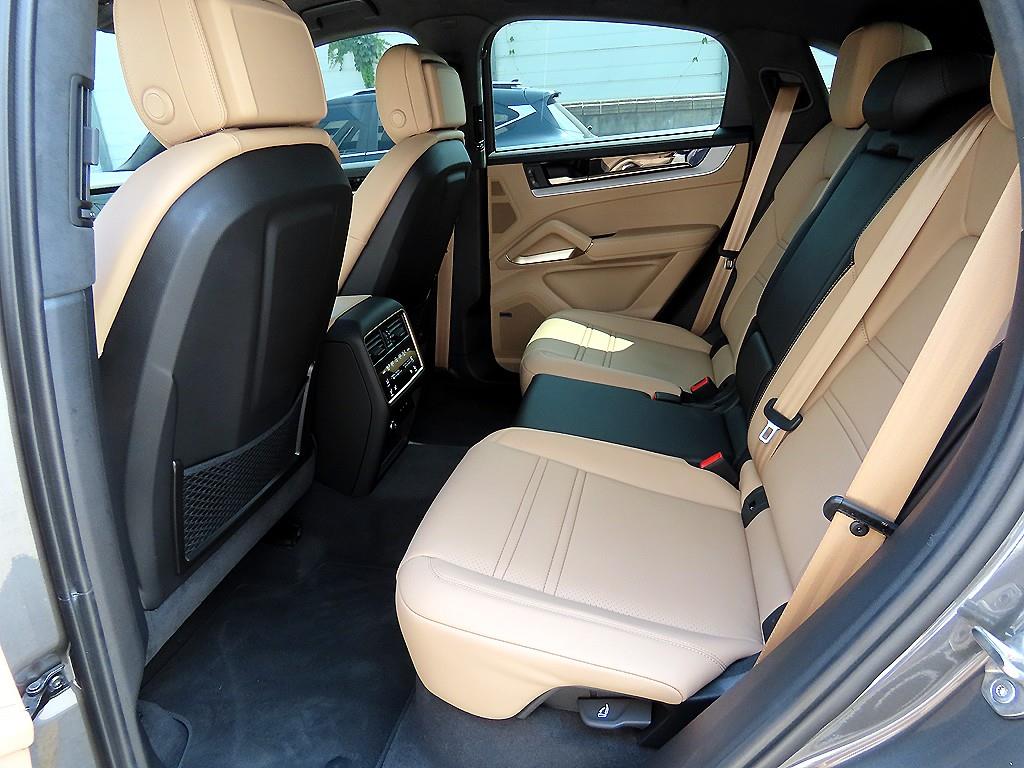 Porsche Cayenne - Vista 8