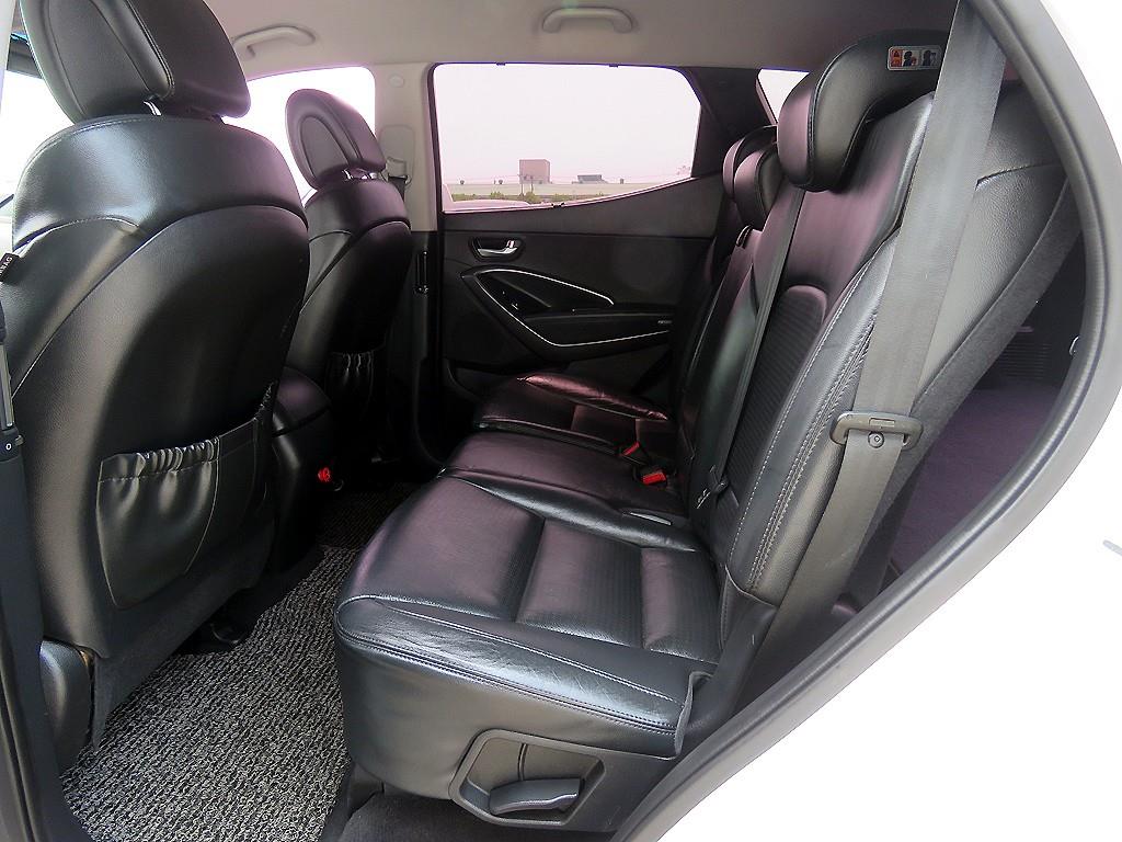 HYUNDAI Santa Fe - Vista 9