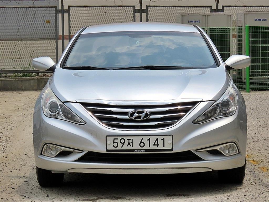 HYUNDAI Sonata 2010 Plateado - Importación desde Corea - HF Imports Iquique - Foto 1