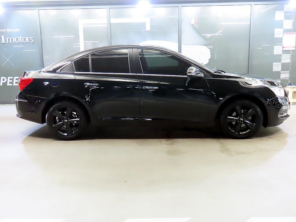 Chevrolet Cruise - Vista 3