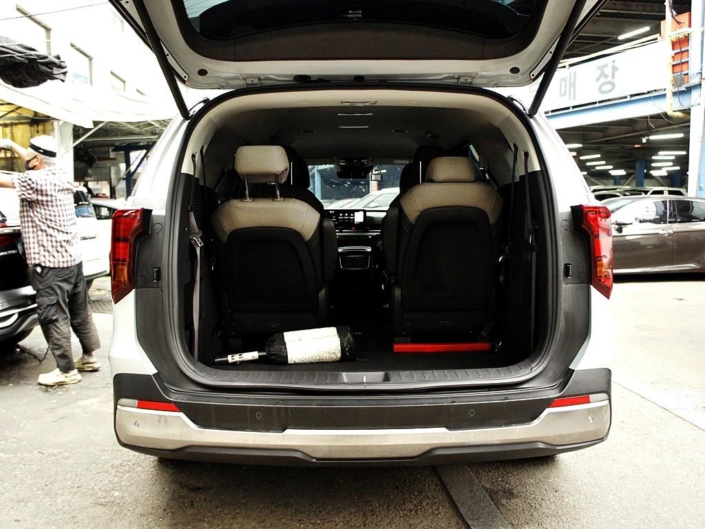 KIA Carnival 2025 Plateado - Importación desde Corea - HF Imports Iquique - Foto 18