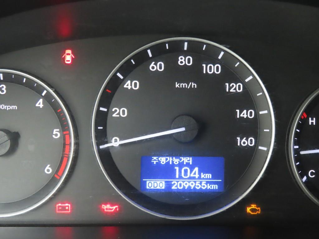HYUNDAI Starex - Vista 10