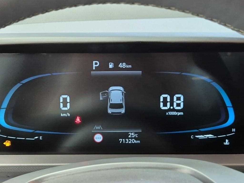 HYUNDAI Casper - Vista 8