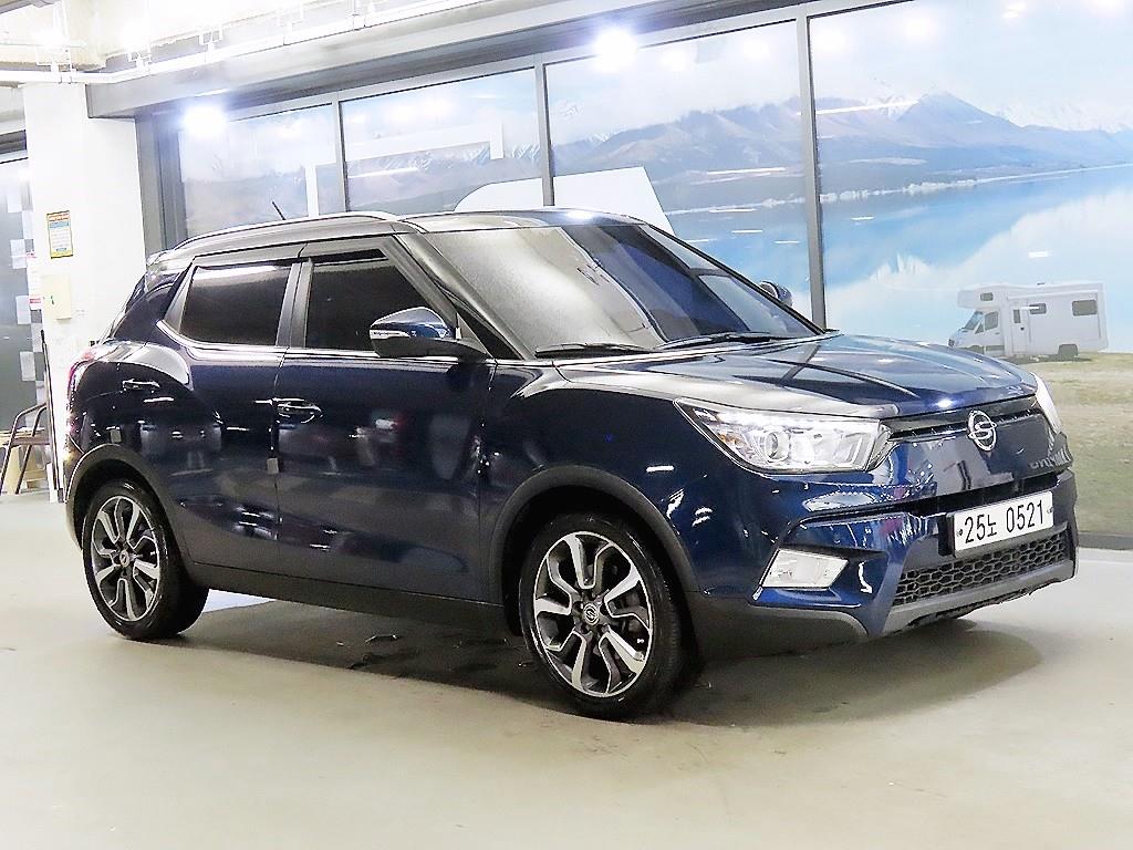 Ssangyong Tivoli 2016 Azul - Importación desde Corea - HF Imports Iquique - Foto 1