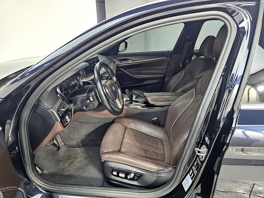 BMW 5 Series - Vista 9
