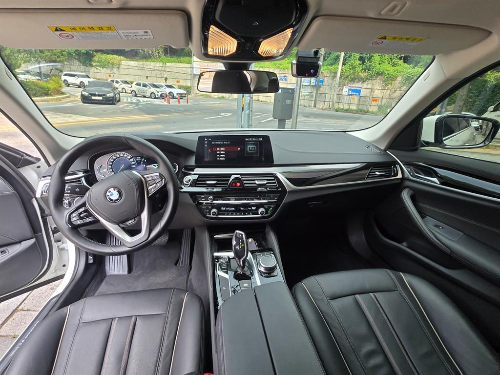 BMW 5 Series - Vista 9