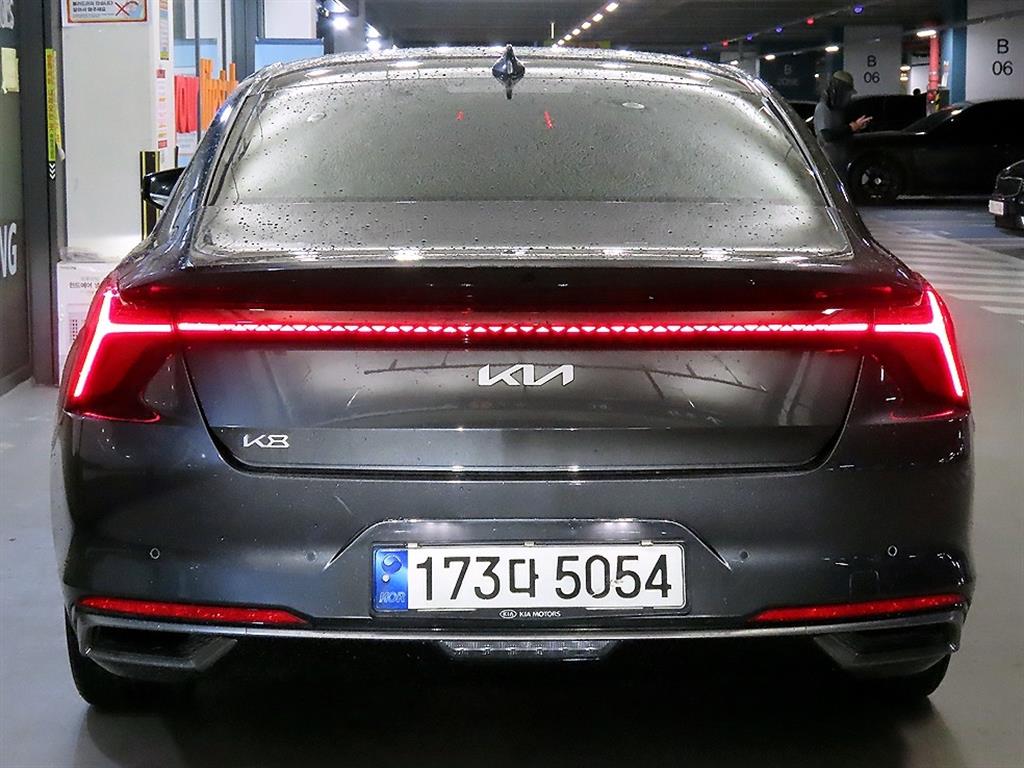 KIA K8 - Vista 5