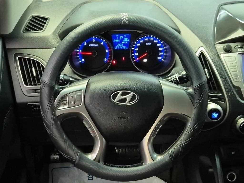HYUNDAI Tucson - Vista 11