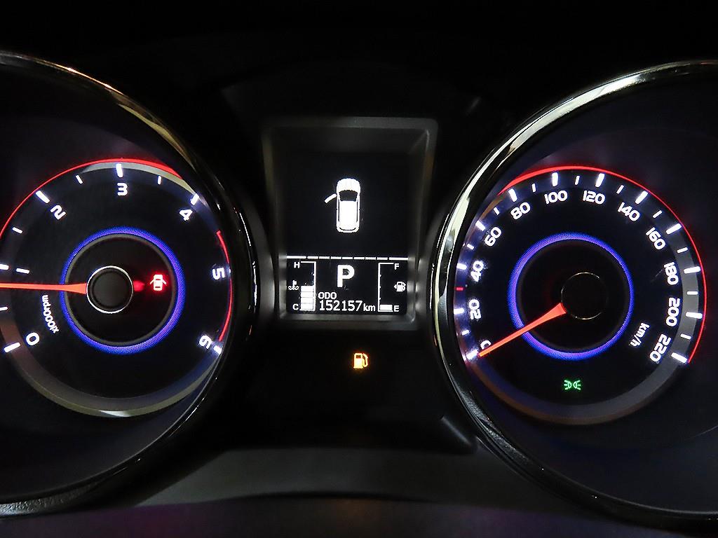 Ssangyong Tivoli - Vista 11