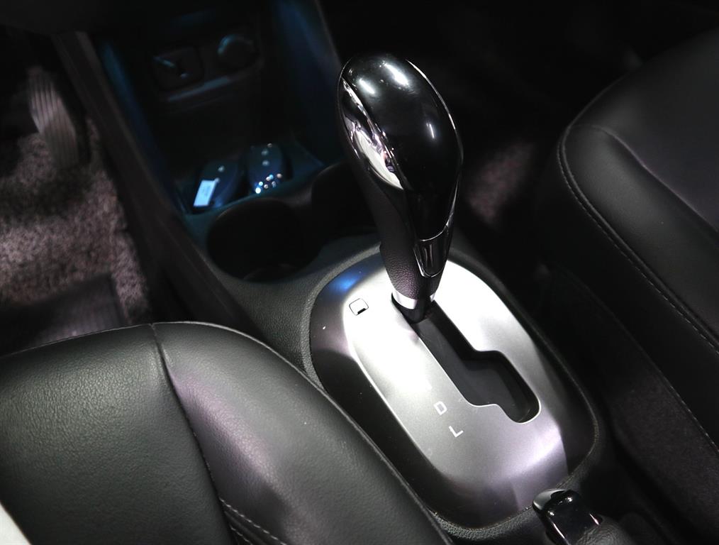 Chevrolet Spark 2018 Blanco - Importación desde Corea - HF Imports Iquique - Foto 17