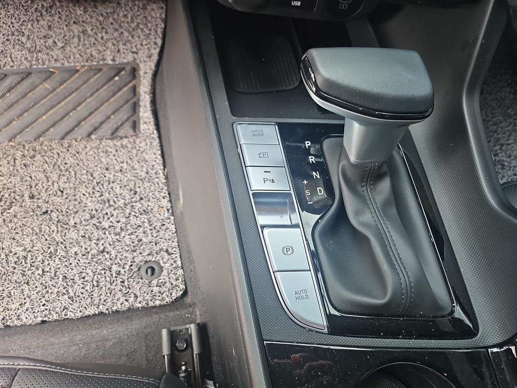 HYUNDAI Avante - Vista 6