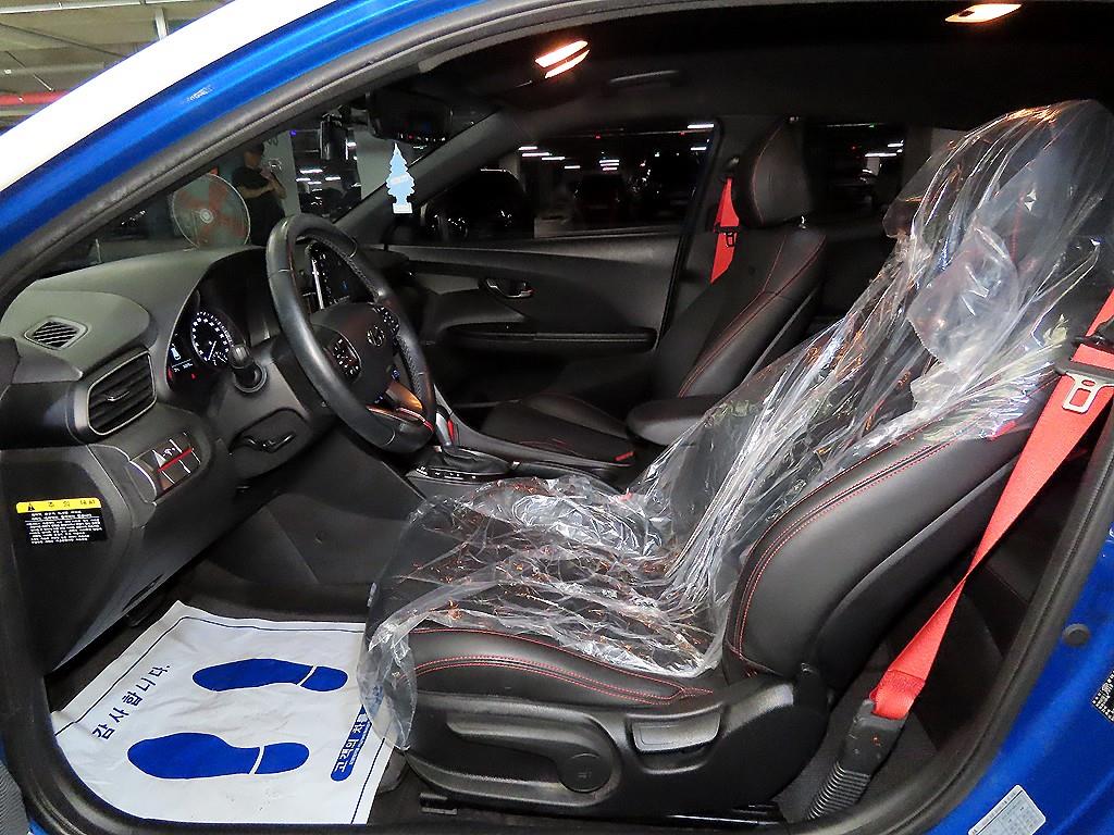 HYUNDAI Veloster - Vista 8