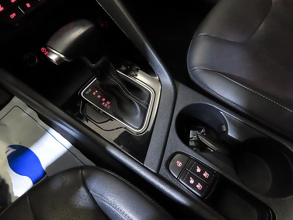 KIA Niro 2016 Plateado - Importación desde Corea - HF Imports Iquique - Foto 14