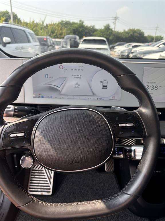 HYUNDAI Ioniq 5 - Vista 8