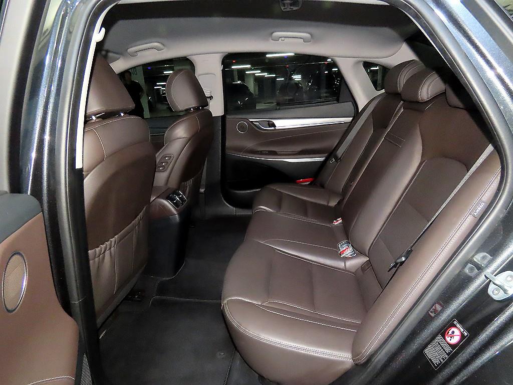 HYUNDAI Grandeur - Vista 9