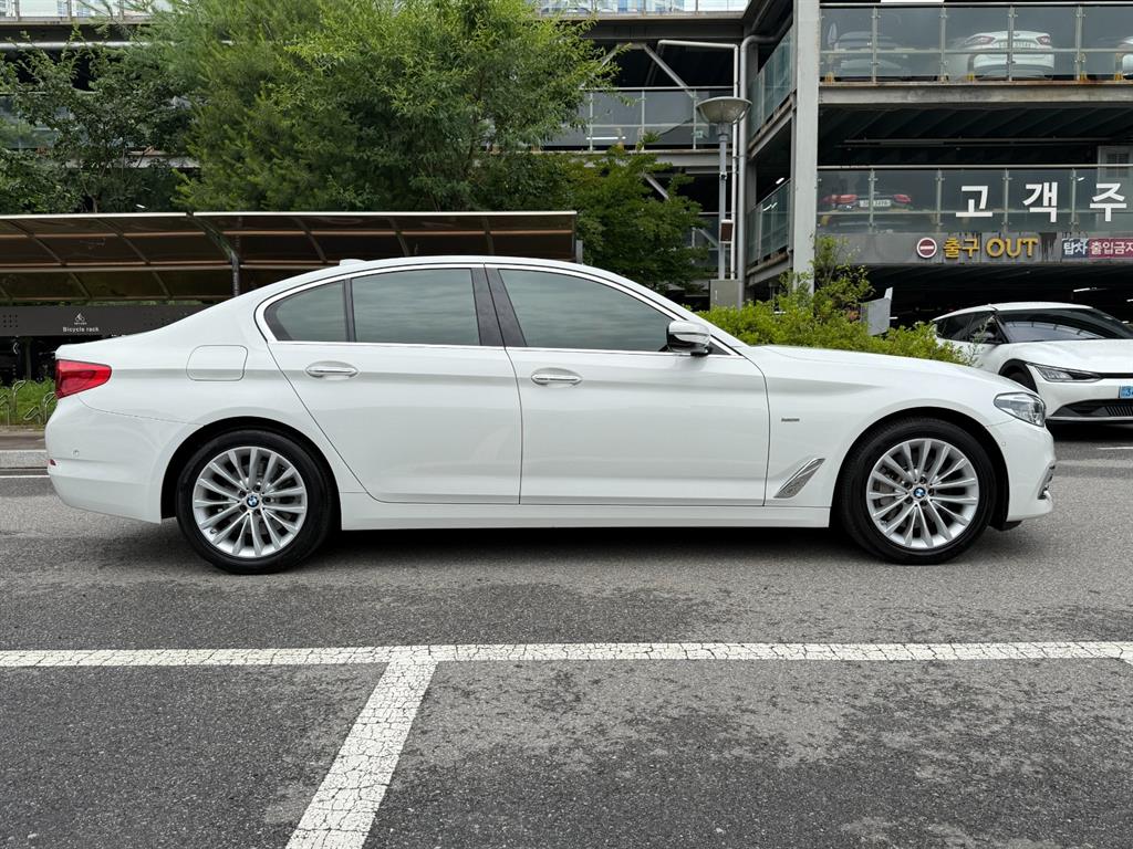 BMW 5 Series - Vista 9