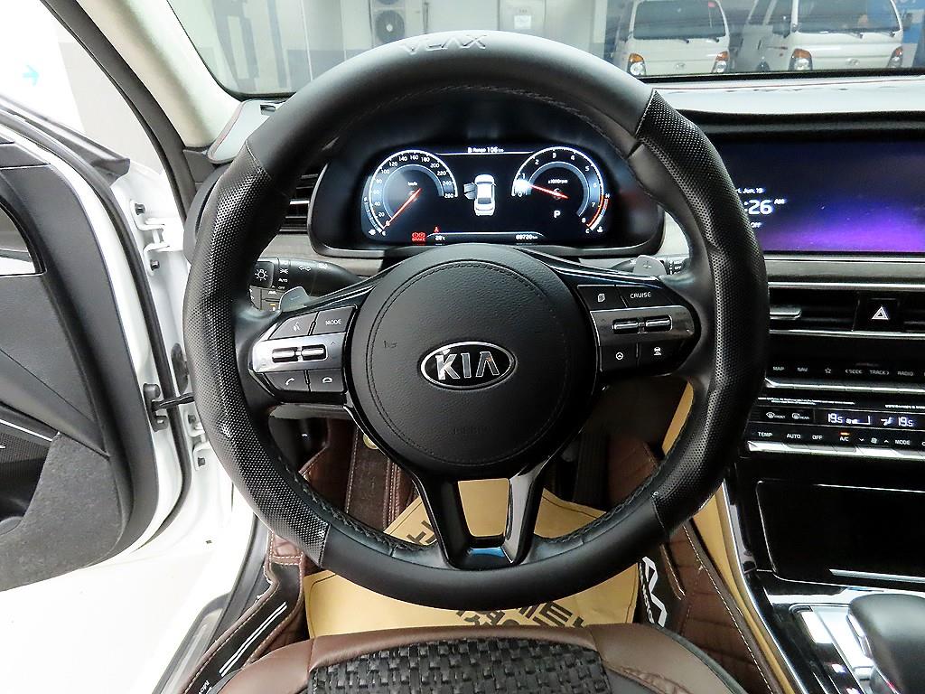 KIA K7 - Vista 9