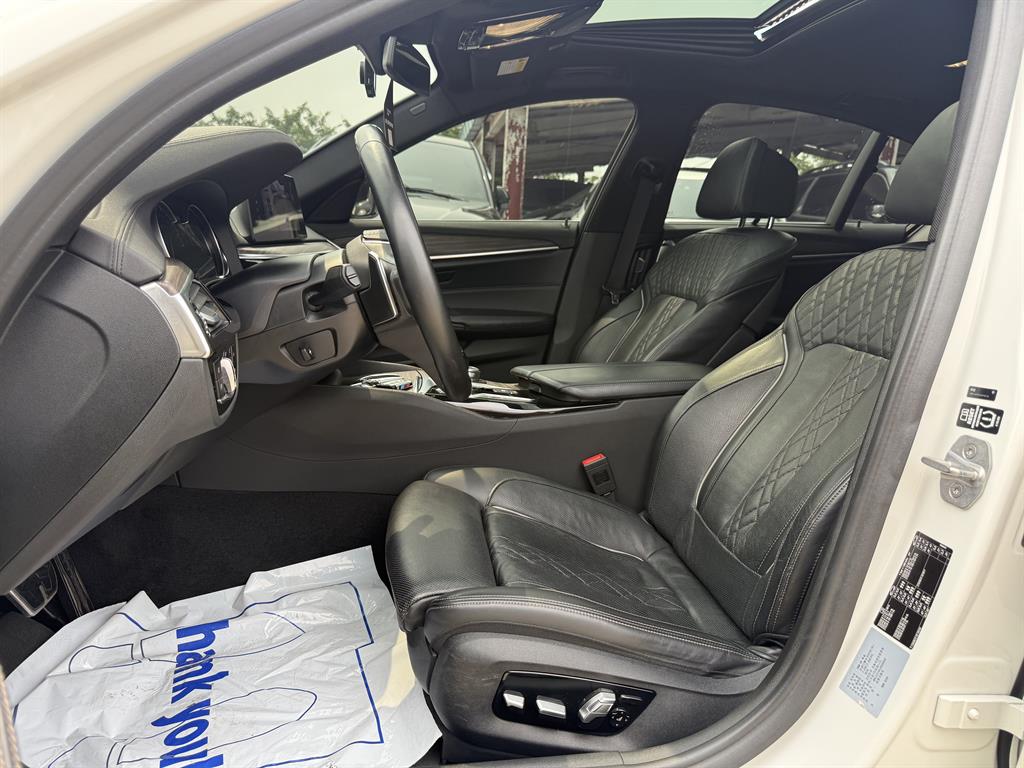 BMW 5 Series - Vista 10