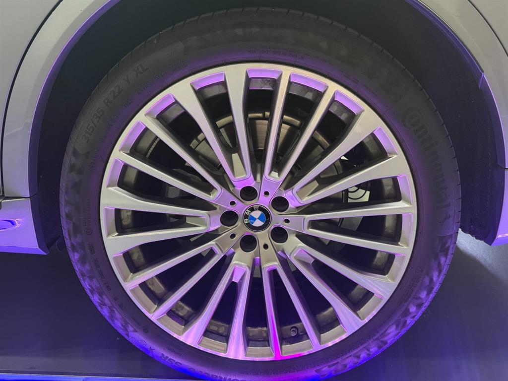 BMW X7 - Vista 7