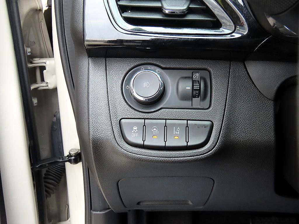 Chevrolet Spark 2016 the color of pearl - Importación desde Corea - HF Imports Iquique - Foto 14