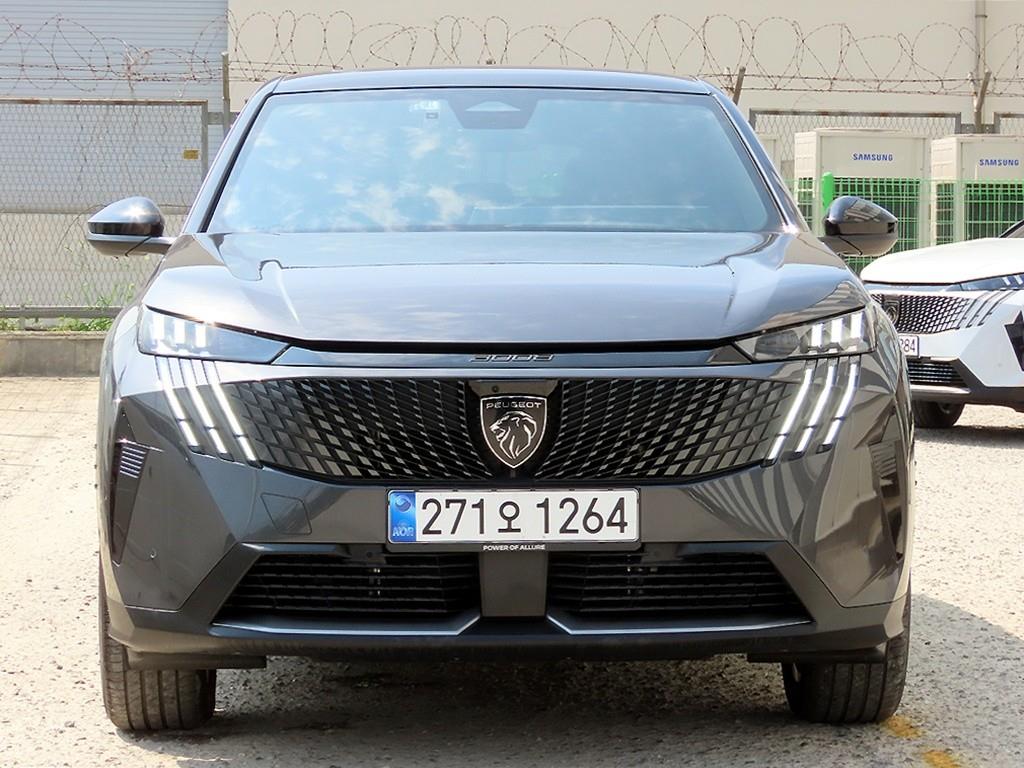 Peugeot 3008 2nd Generation 1.2 Pure Te