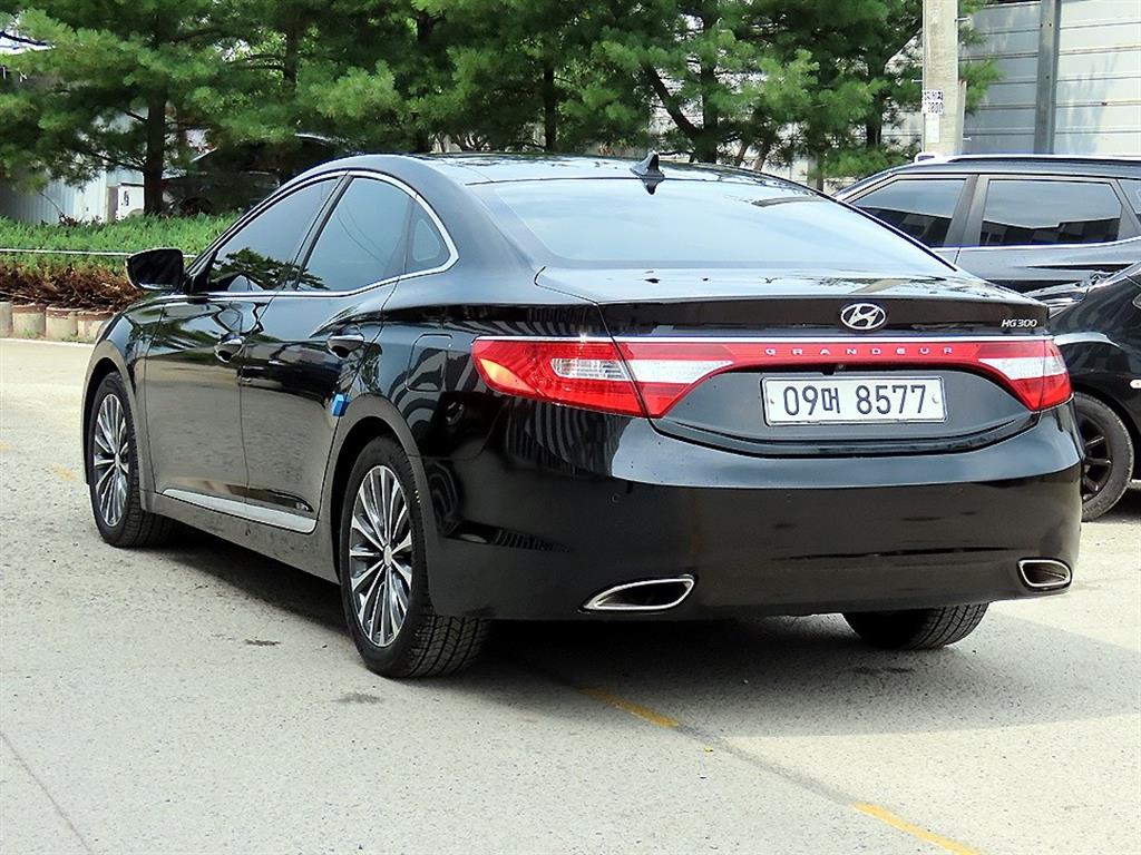 HYUNDAI Grandeur - Vista 3