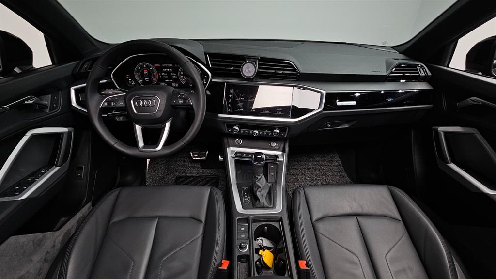 Audi Q3 - Vista 9