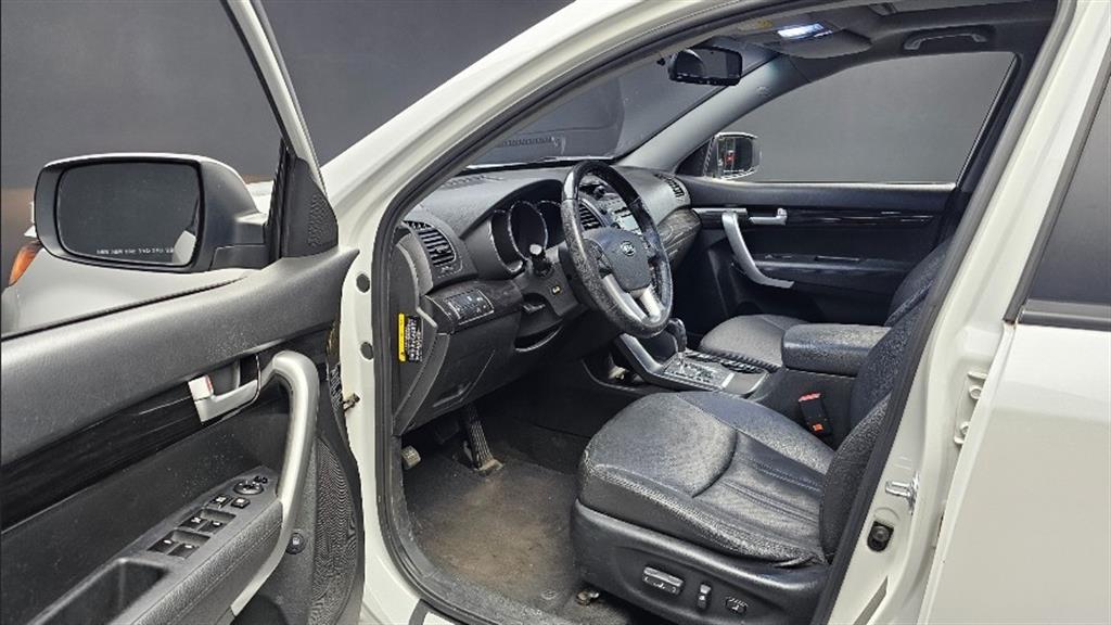KIA Sorento - Vista 12