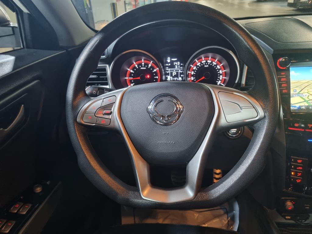 Ssangyong Tivoli - Vista 10