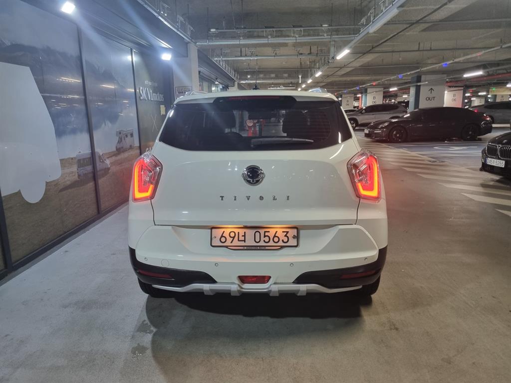 Ssangyong Tivoli - Vista 6