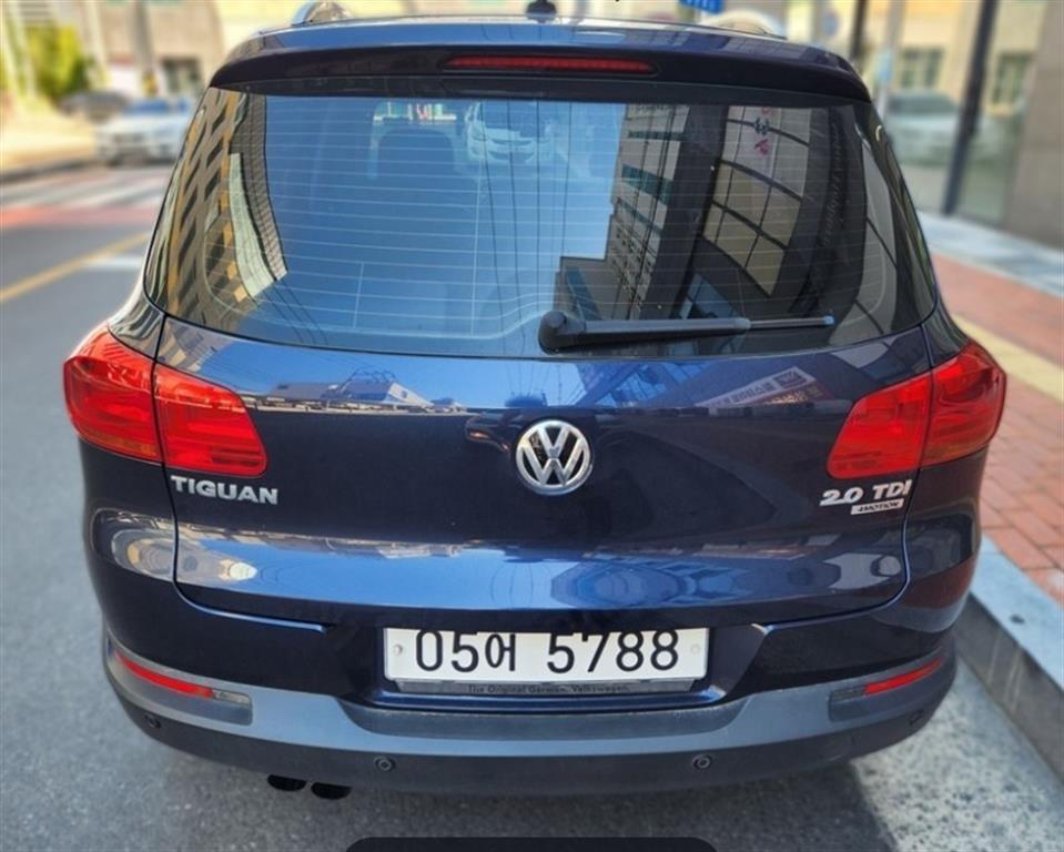 Volkswagen Tiguan - Vista 6