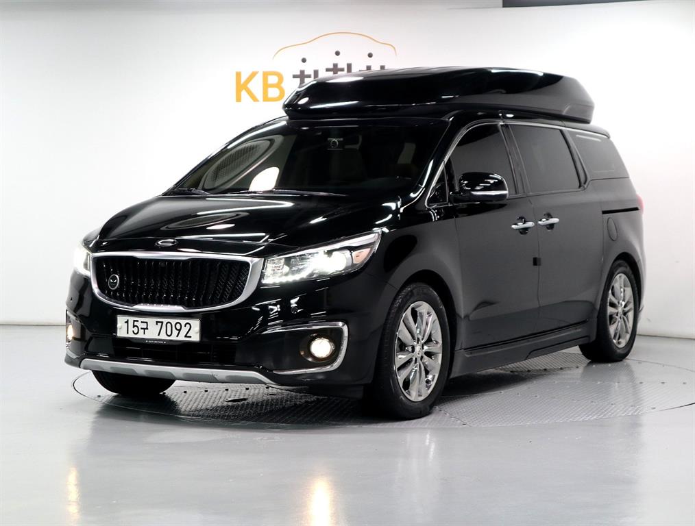 KIA Carnival 2018 Negro - Importación desde Corea - HF Imports Iquique - Foto 1