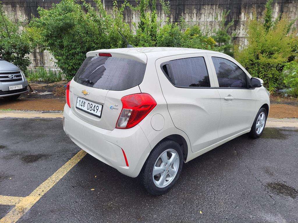 Chevrolet Spark - Vista 3